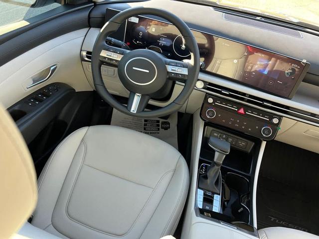 Photo of 2025 Atlantis Blue Hyundai TUCSON