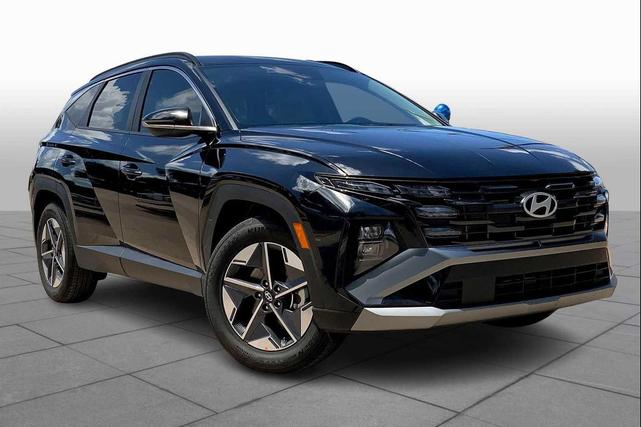 Photo of 2025 Phantom Black Hyundai TUCSON