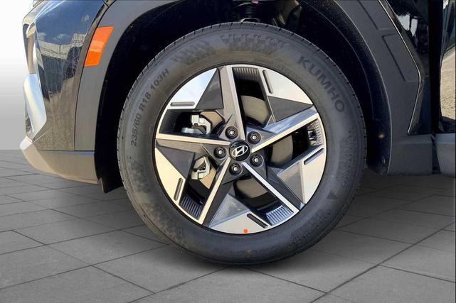 Photo of 2025 Phantom Black Hyundai TUCSON