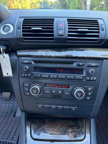 Photo of 2009 Beige BMW 128