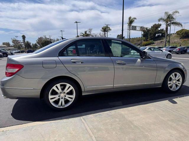 Photo of 2009 Silver Mercedes-Benz C-Class