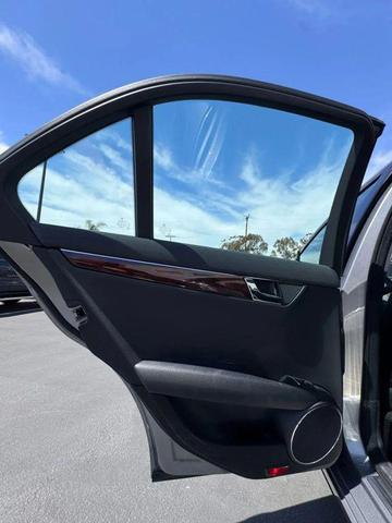 Photo of 2009 Silver Mercedes-Benz C-Class