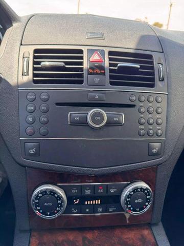 Photo of 2009 Silver Mercedes-Benz C-Class