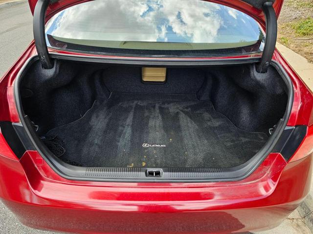 Photo of 2009 Burgundy Lexus ES 350