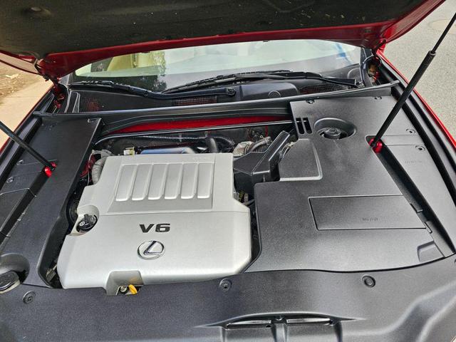 Photo of 2009 Burgundy Lexus ES 350