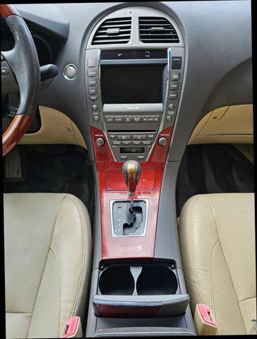 Photo of 2009 Burgundy Lexus ES 350