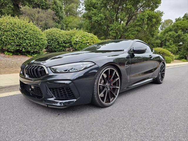 2022 BMW M8