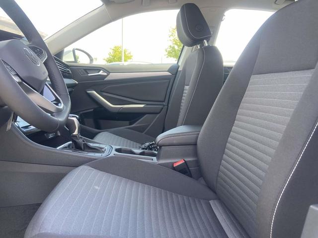 Photo of 2025 Pure White Volkswagen Jetta