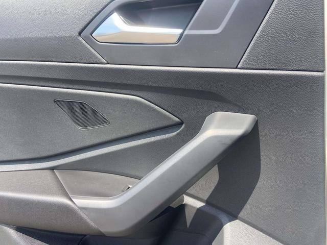 Photo of 2025 Pure White Volkswagen Jetta