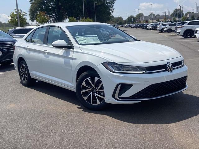 Photo of 2025 Pure White Volkswagen Jetta