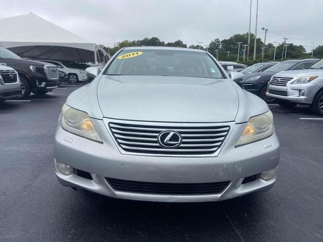 Photo of 2011 Mercury Metallic Lexus LS 460