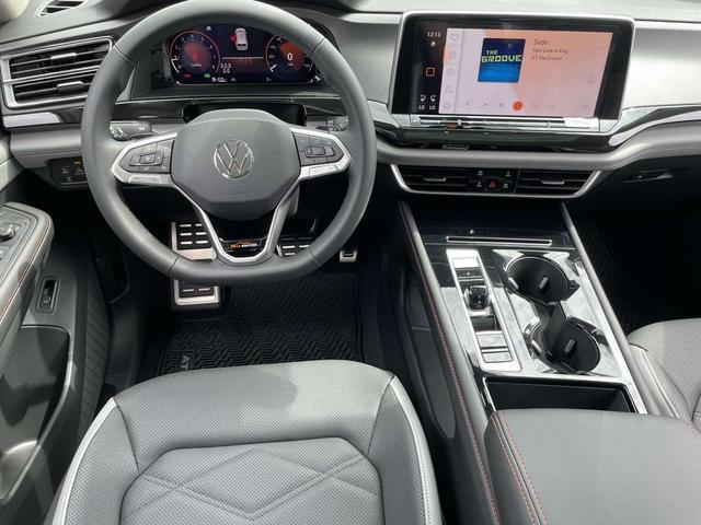 Photo of 2026 White Volkswagen Atlas