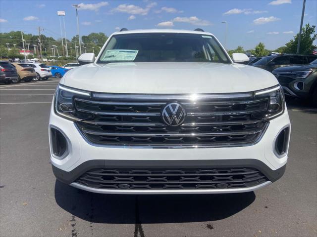 Photo of 2025 Pure White Volkswagen Atlas