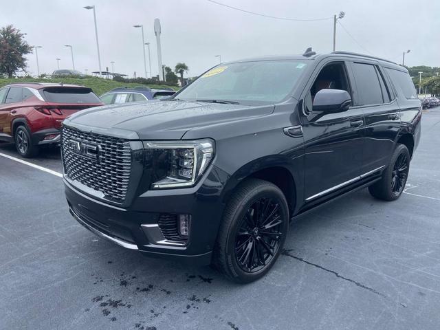 Photo of 2024 Gray GMC Yukon