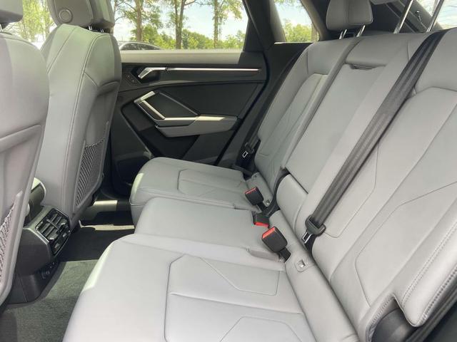Photo of 2025 Mythos Black Metallic Audi Q3