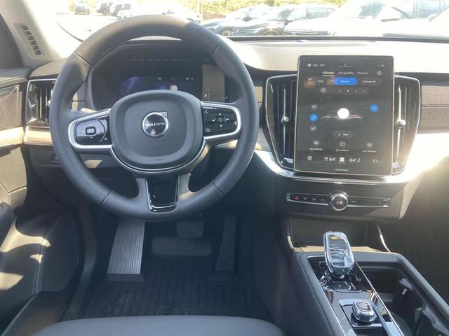 Photo of 2025 Crystal White Pearl Volvo XC90 Plug-In Hybrid