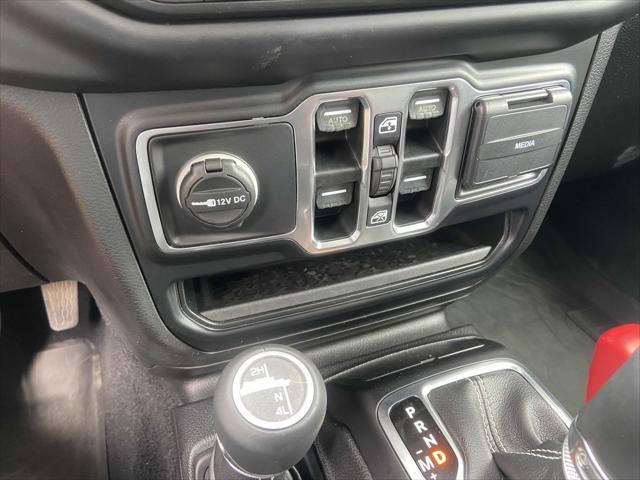 Photo of 2019 Gray Jeep Wrangler Unlimited