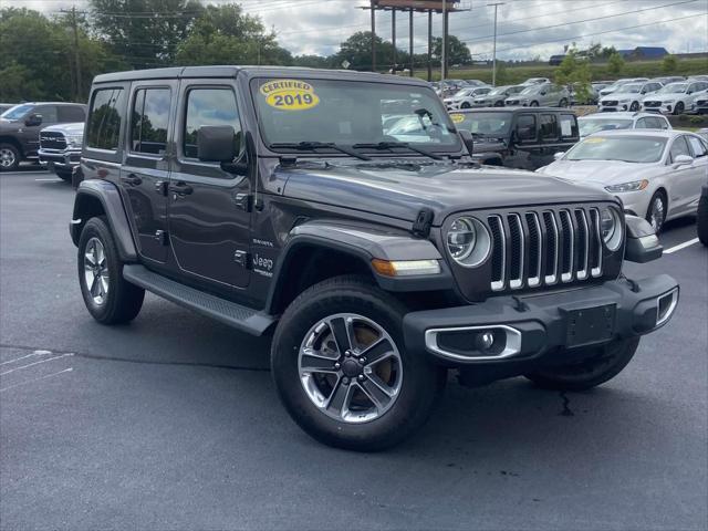 Photo of 2019 Gray Jeep Wrangler Unlimited