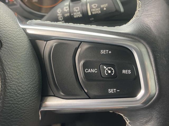 Photo of 2019 Gray Jeep Wrangler Unlimited