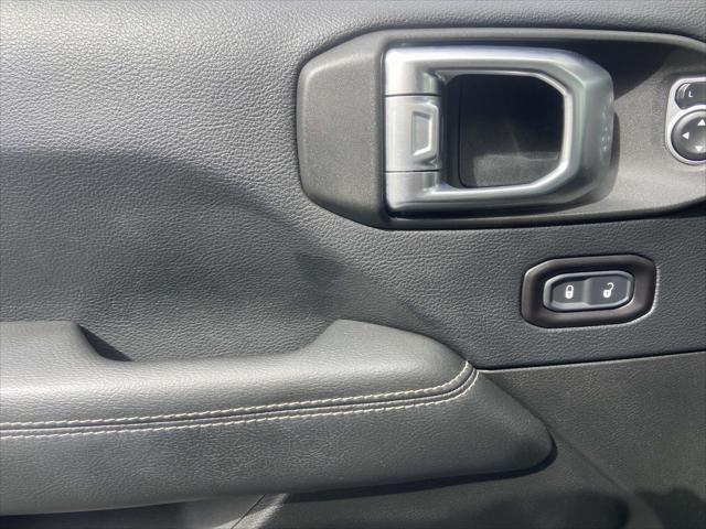 Photo of 2019 Gray Jeep Wrangler Unlimited