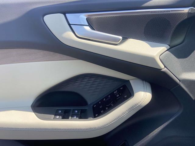 Photo of 2025 Glacier White Metallic Audi A5
