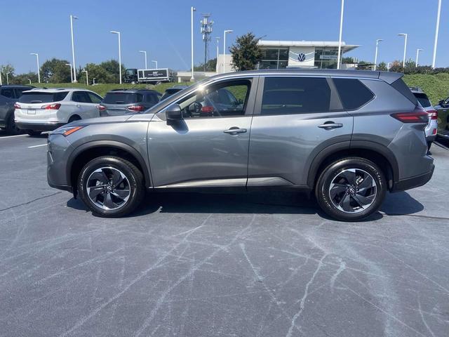 Photo of 2025 Gun Metallic Nissan Rogue