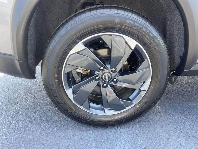 Photo of 2025 Gun Metallic Nissan Rogue
