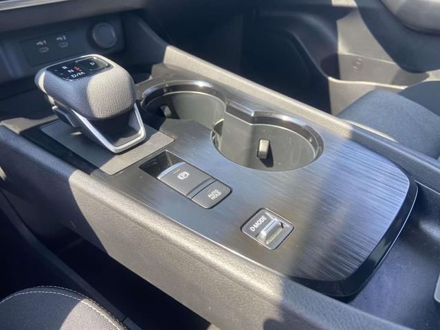 Photo of 2025 Gun Metallic Nissan Rogue