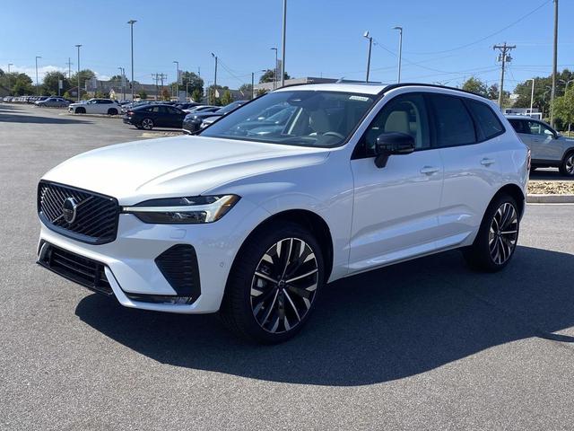 Photo of 2026 Crystal White Metallic Volvo XC60