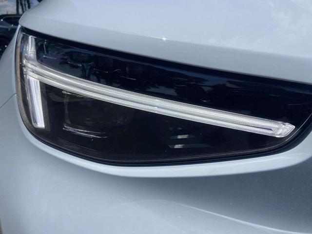 Photo of 2026 Blue Volvo XC40