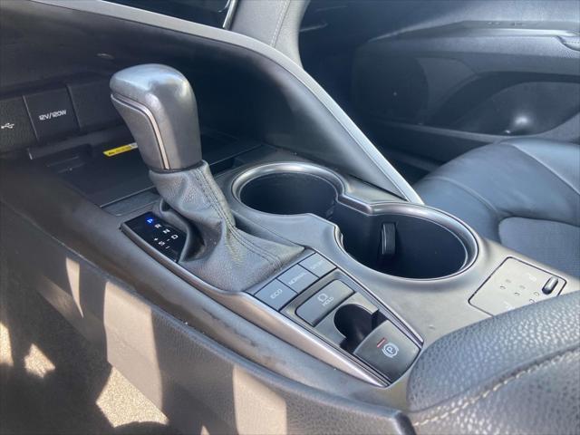 Photo of 2023 Silver Toyota Camry