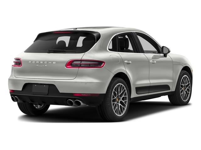 Photo of 2017 White Porsche Macan
