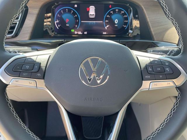 Photo of 2026 White Volkswagen Atlas