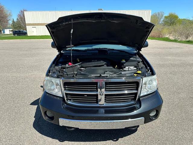 Photo of 2007 Brilliant Black Crystal Pearlcoat Dodge Durango