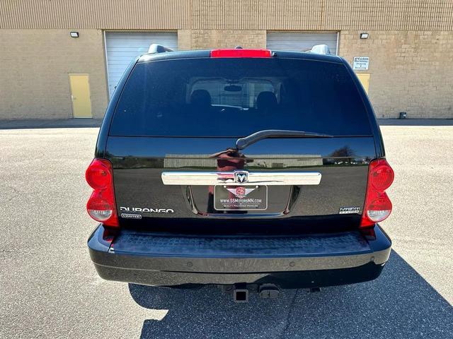Photo of 2007 Brilliant Black Crystal Pearlcoat Dodge Durango