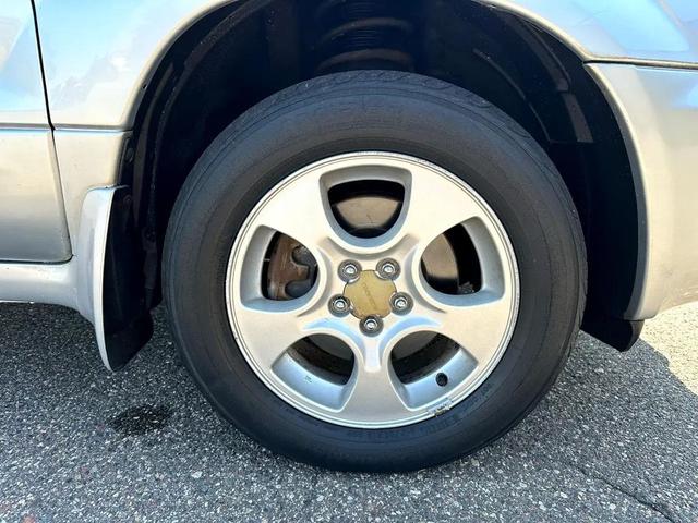 Photo of 2003 Platinum Silver Metallic/Steel Gray Metallic Subaru Forester