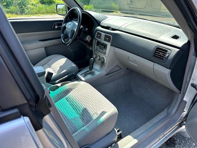 Photo of 2003 Platinum Silver Metallic/Steel Gray Metallic Subaru Forester