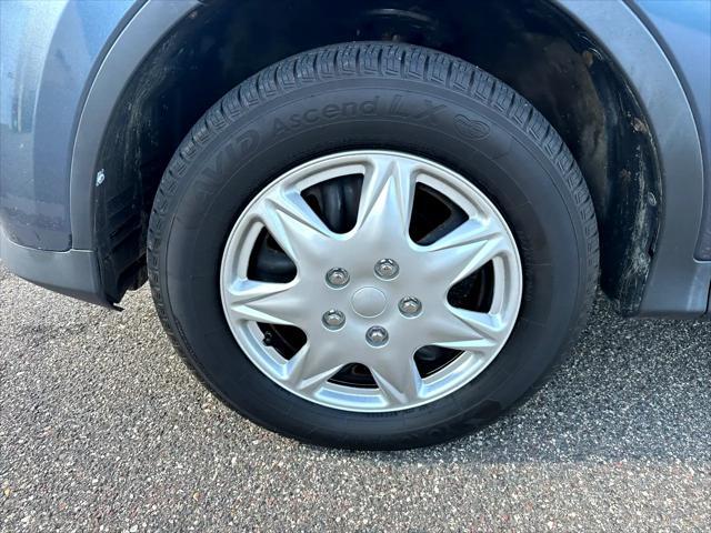 Photo of 2013 Shoreline Blue Pearl Toyota RAV4