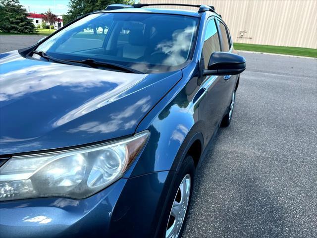 Photo of 2013 Shoreline Blue Pearl Toyota RAV4