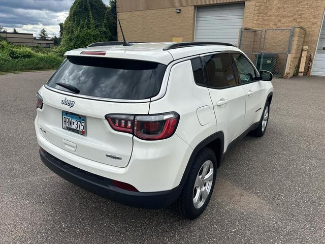 Photo of 2018 White Clearcoat Jeep Compass