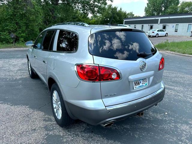 Photo of 2011 Quicksilver Metallic Buick Enclave