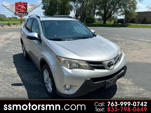 Photo of 2013 Classic Silver Metallic Toyota RAV4