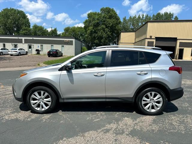Photo of 2013 Classic Silver Metallic Toyota RAV4