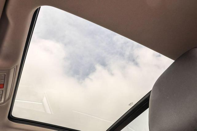 Photo of 2019 Pure White Volkswagen Atlas