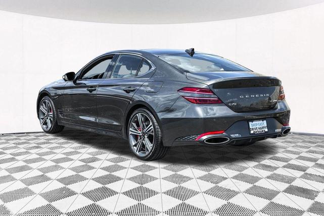 Photo of 2025 Makalu Gray Genesis G70