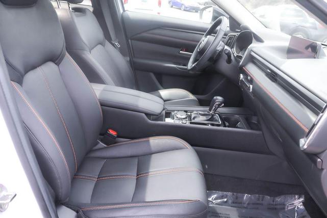 Photo of 2024 Wind Chill Pearl Mazda CX-50