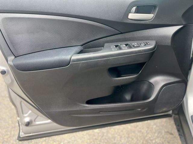 Photo of 2016 Silver Honda CR-V