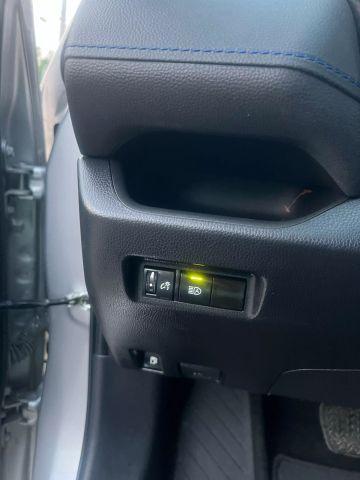 Photo of 2023 Silver Toyota RAV4 Hybrid
