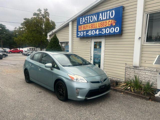 Photo of 2014 Blue Toyota Prius