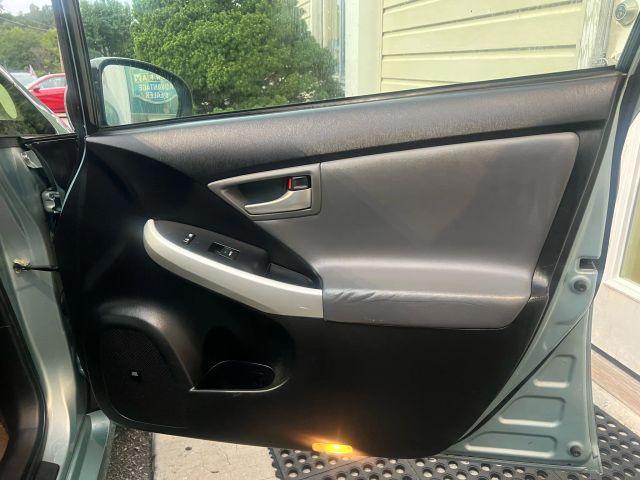 Photo of 2014 Blue Toyota Prius